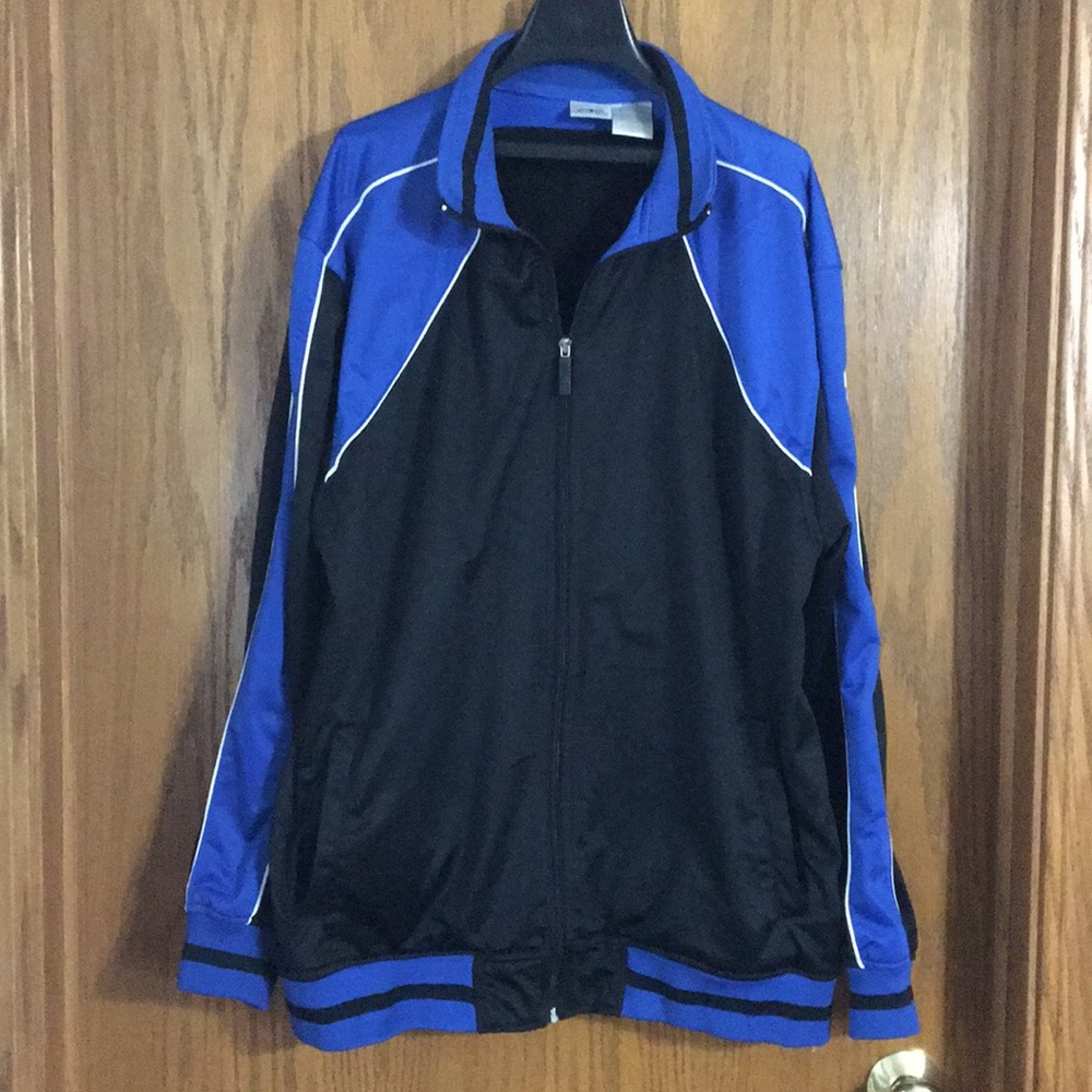Men’s athletic zip up sweatshirt